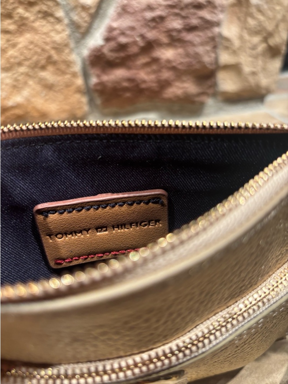 NWT Tommy Hilfiger Metallic Gold Leather Wristlet Clutch - Picture 7 of 8